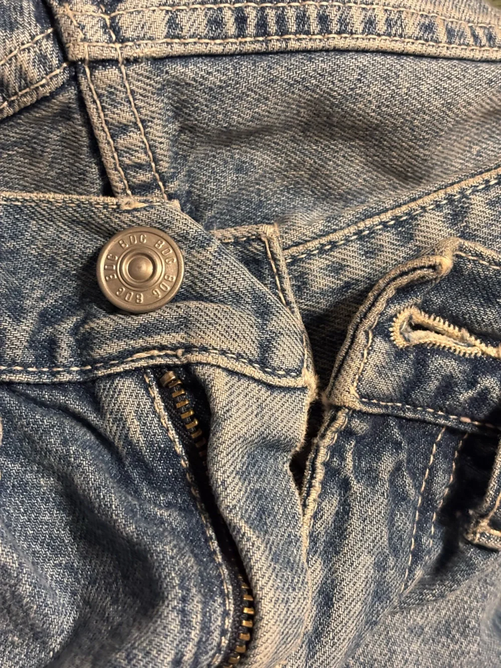 Urban Outfitters BDG High Rise Baggy Distressed Frayed Raw Hem Size 24 - Picture 10 of 15
